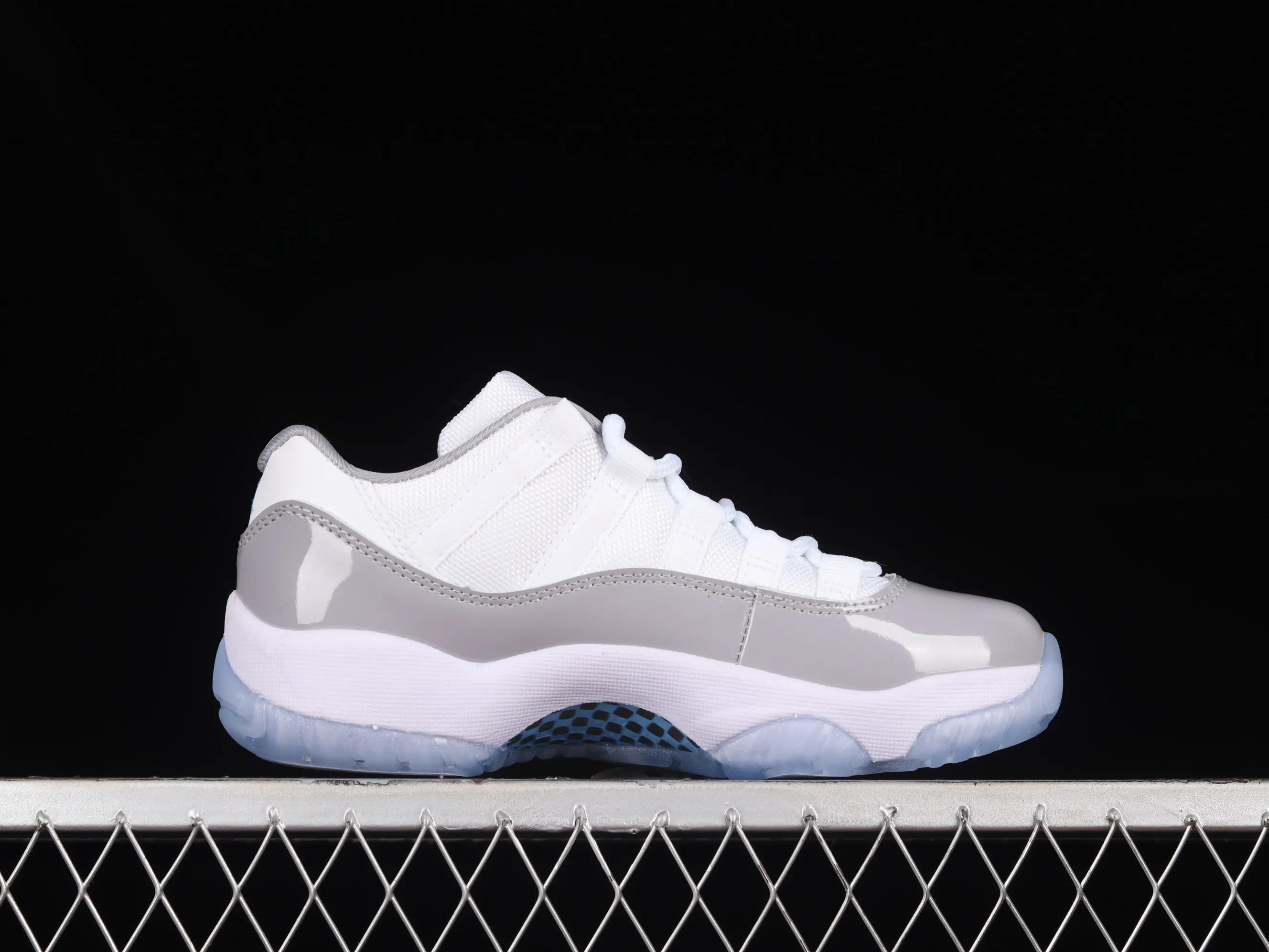 All categories Air Jordan Jordan series basketball shoes Air Jordan 11 Air Jordan AJ11 Low "Cement Grey" AJ11 Joe 11 cool gray 2.0 low-top basketball shoes AV2187-140